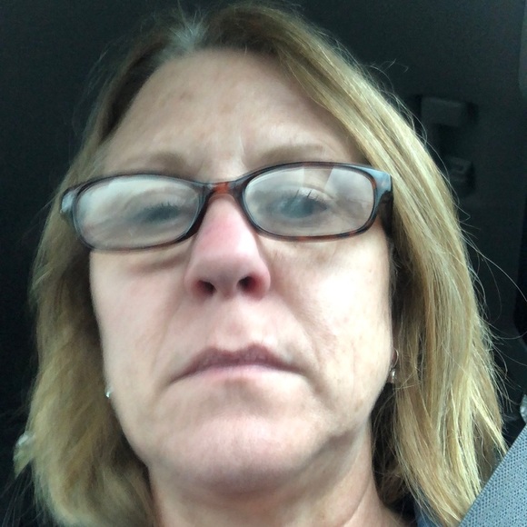 Meet your Posher, Kim - Picture 1 of 1